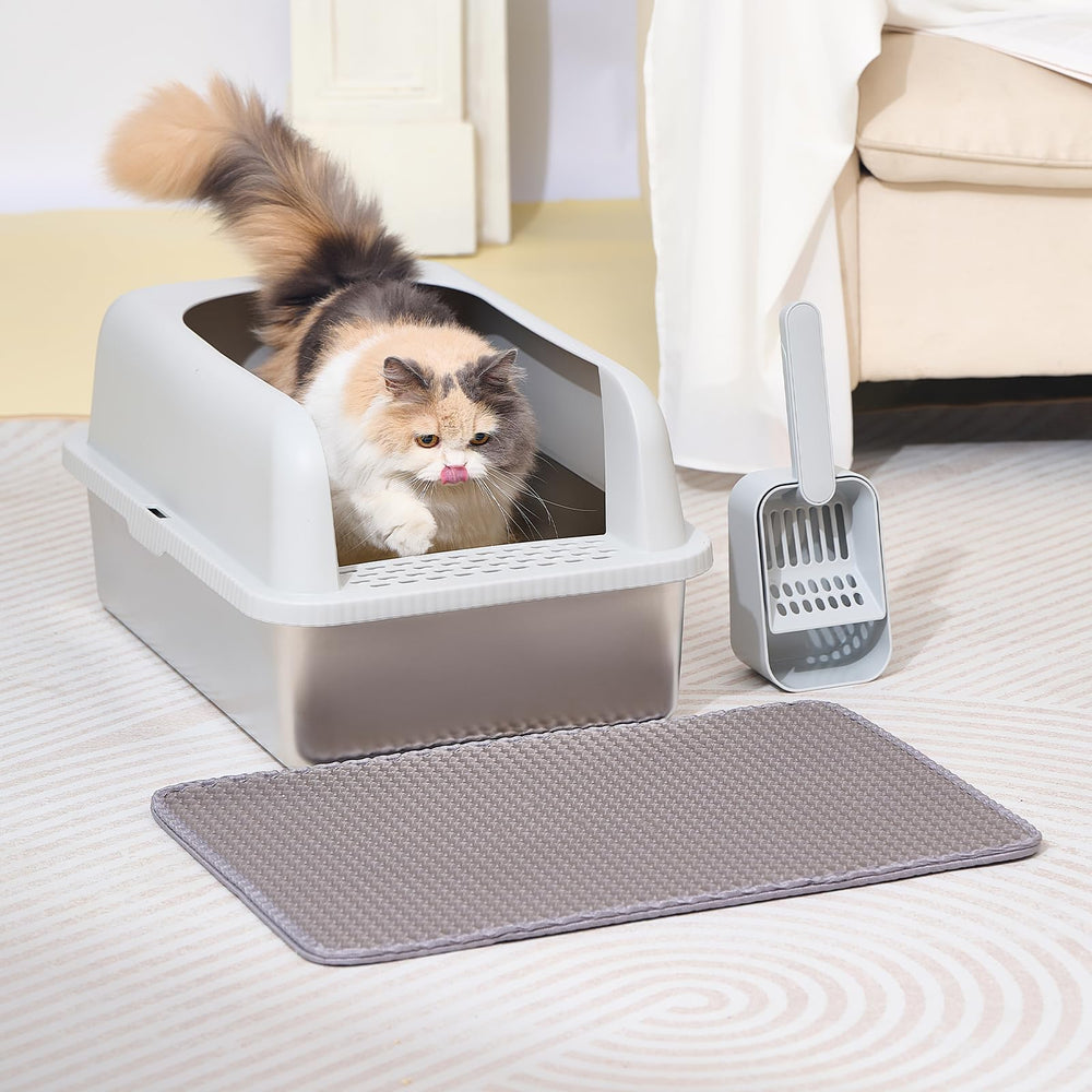 Henkelion mat reduces litter tracking around the room after sessions