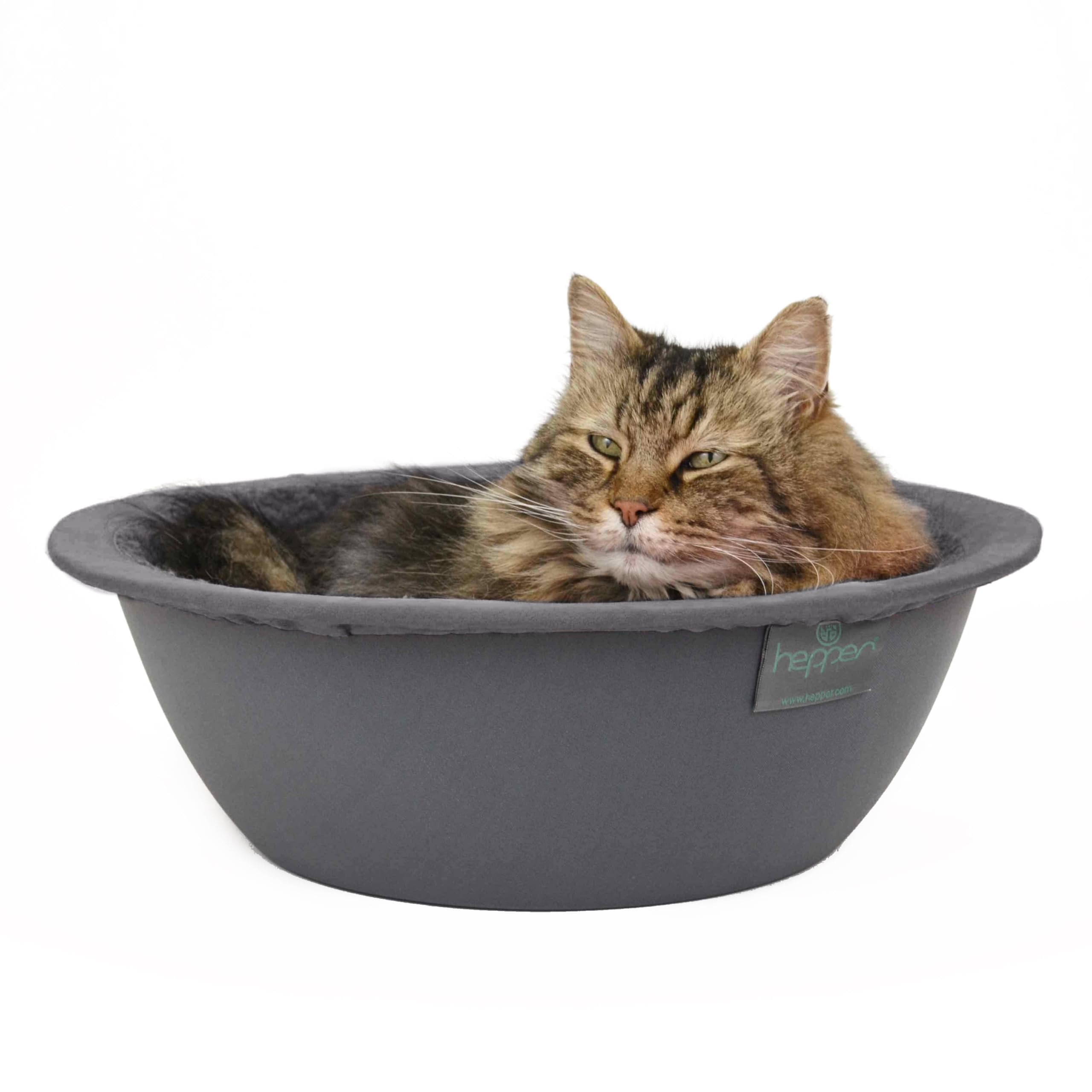 Hepper Cat Nest close-up washable liner showing easy cleaning and comfort
