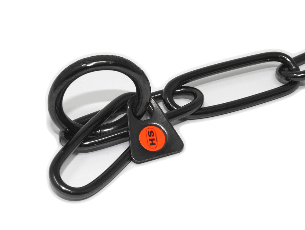 Herm Sprenger long-link detail showing hair-friendly design.