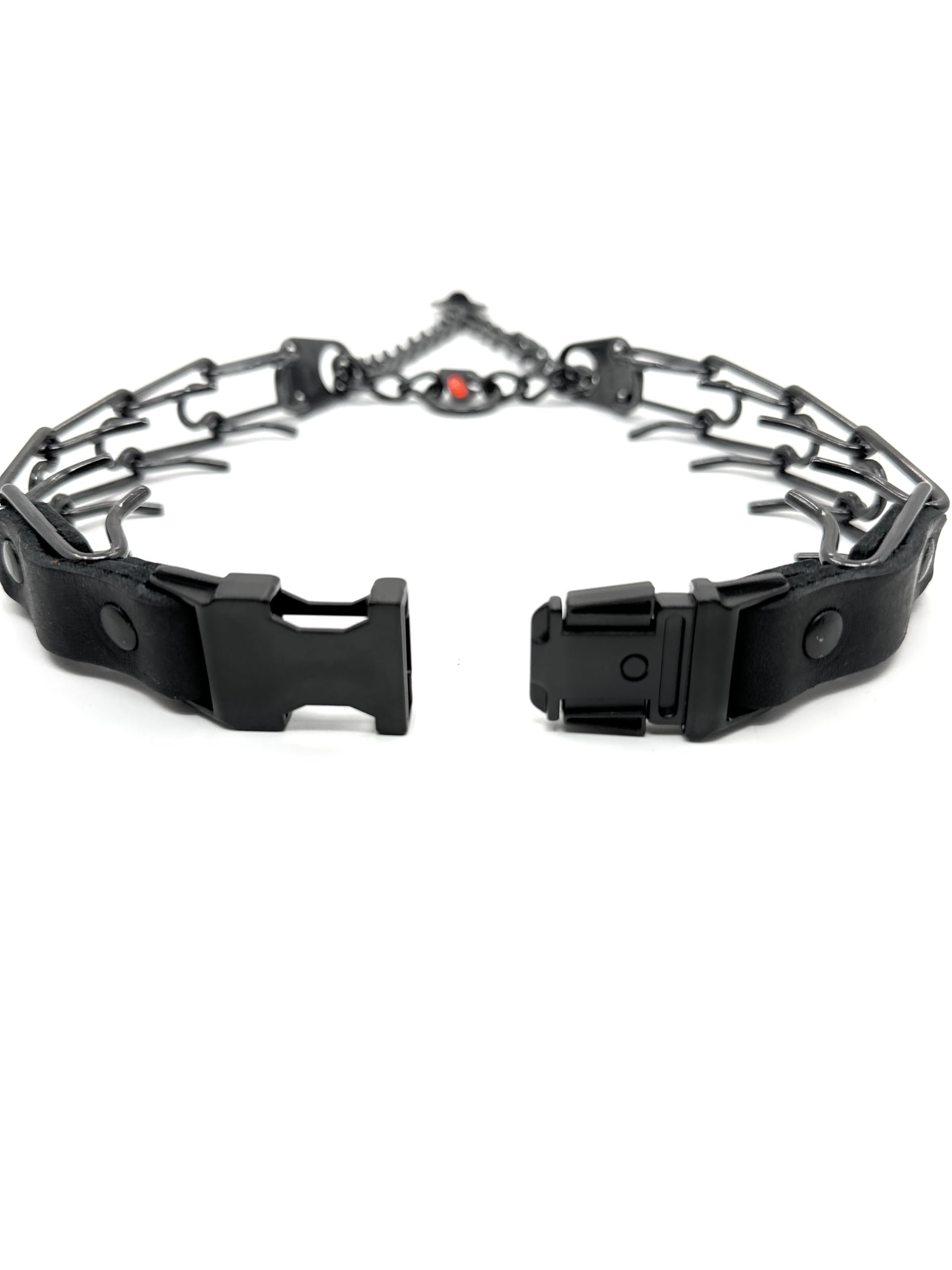 Herm Sprenger prong collar with swivel ring for tangle-free walks and efficient corrections.