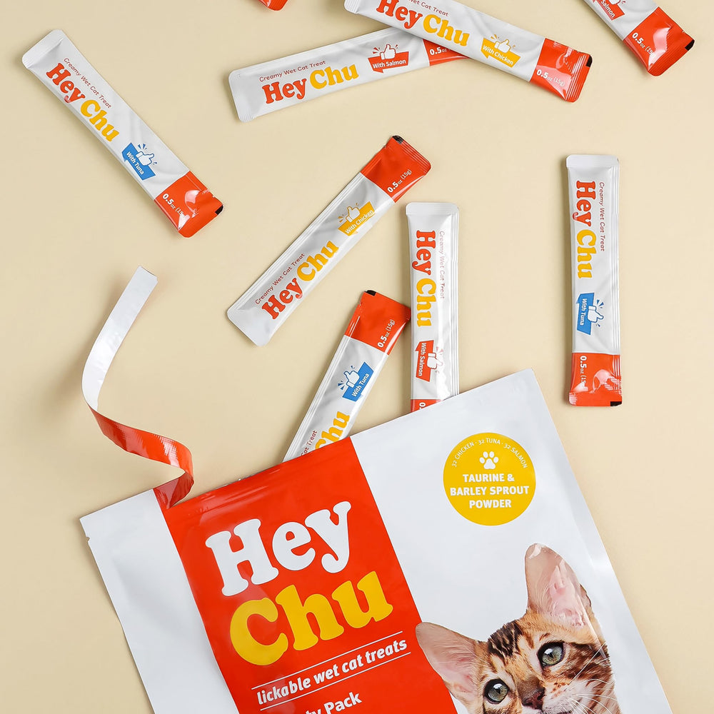Hey Chu Squeezable Treats moisture-rich formula supports hydration during snacks.