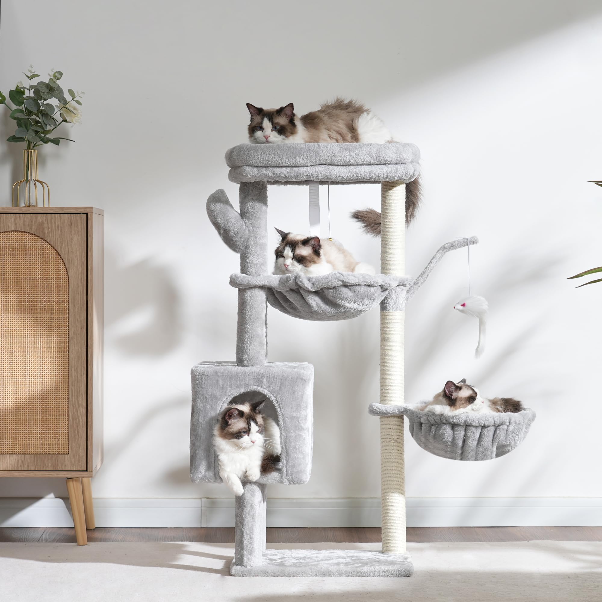 Heybly cat tree rounded edges ensure safe, stable playtime on any floor.