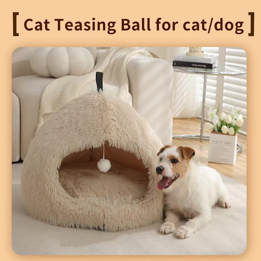 Hezotco Extra Large Cat Bed interior space highlights ample stretch room for cats.
