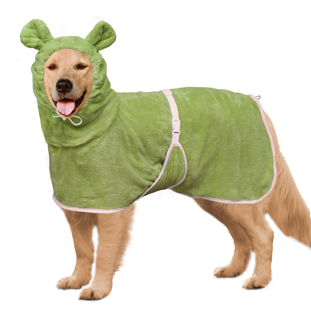 HhiMyOct dog bathrobe hooded for rapid drying and ear coverage.