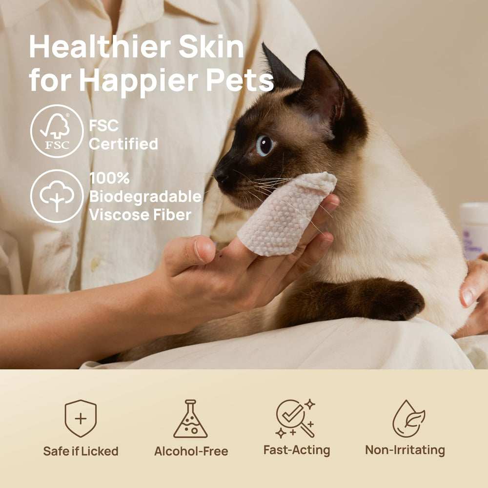 HICC PET Itch Relief Wipes underarms and groin area use shows gentle skin care.