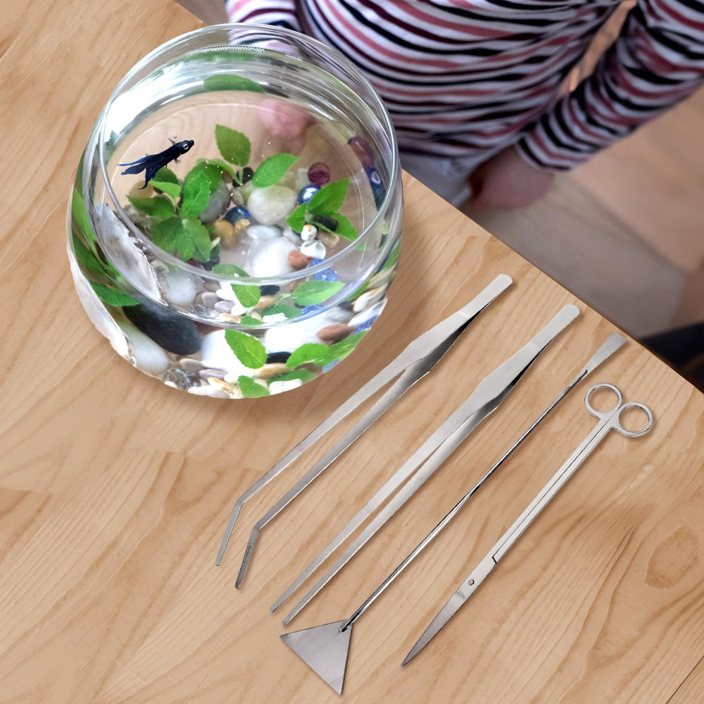 Hiceeden aquascaping tools in use illustrate ergonomic design and extended reach.