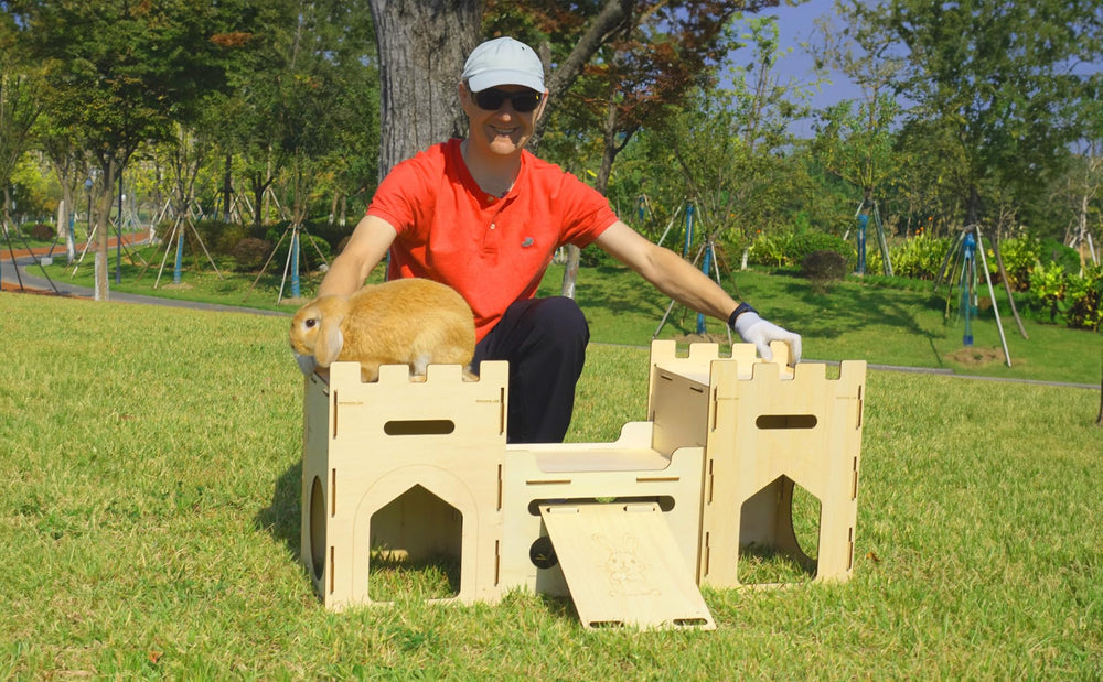 HIIMALEX safe-durable wooden habitat supports everyday adventures.