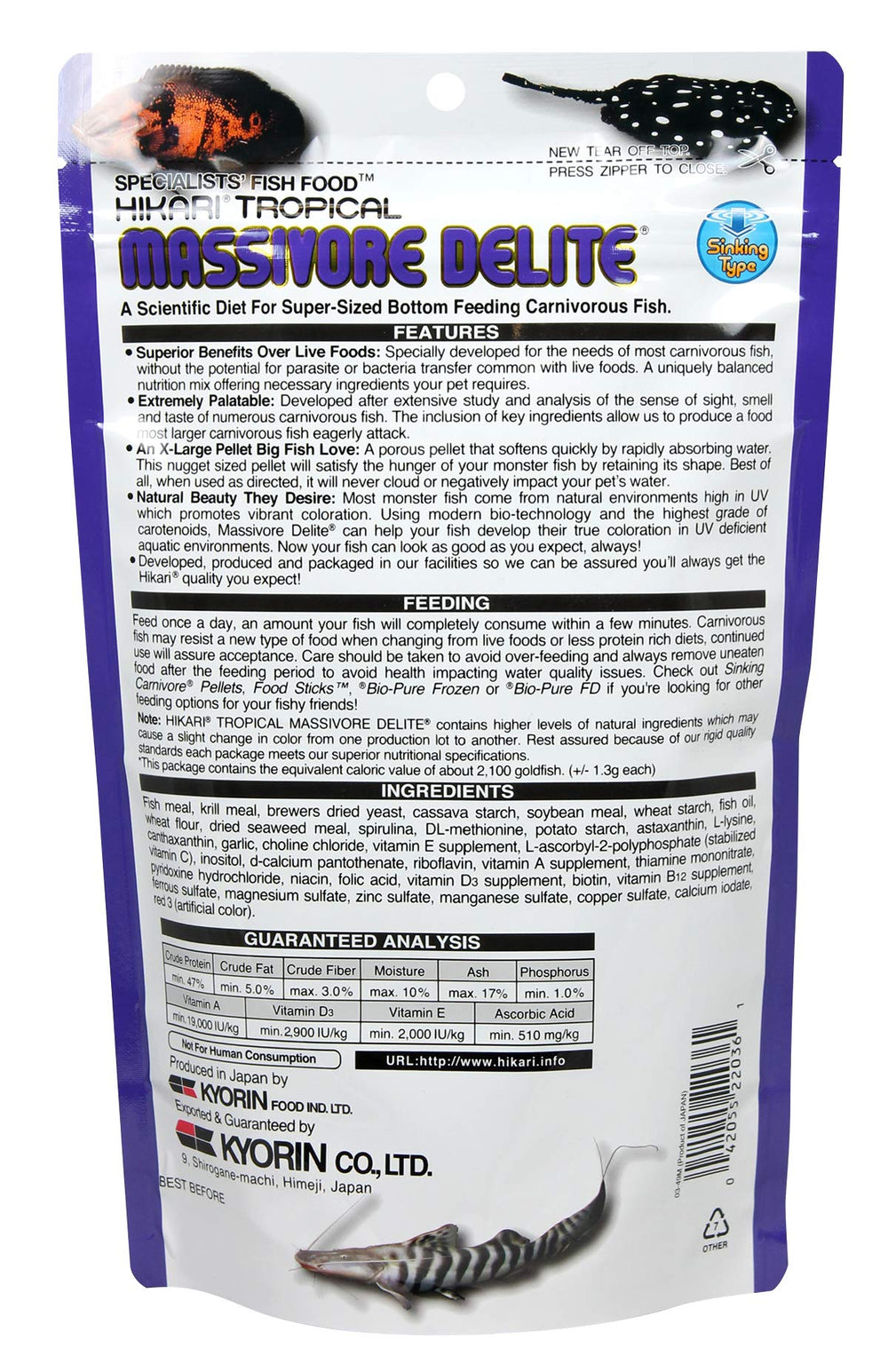 Hikari Tropical Massivore Delite pellets soaking in water to soften quickly for big carnivores.