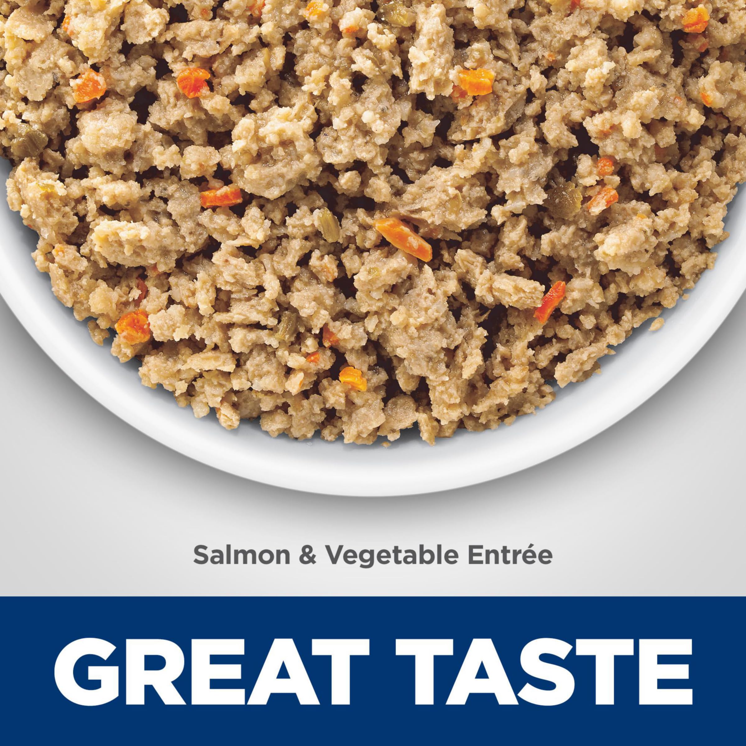 Hill's Science Diet omega-6 vitamin-e closeup highlights coat-supporting nutrition.