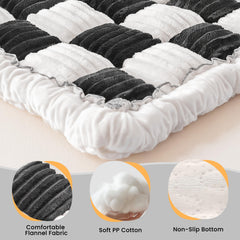 HiPetpy soft flannel surface feels gentle on skin and joints.