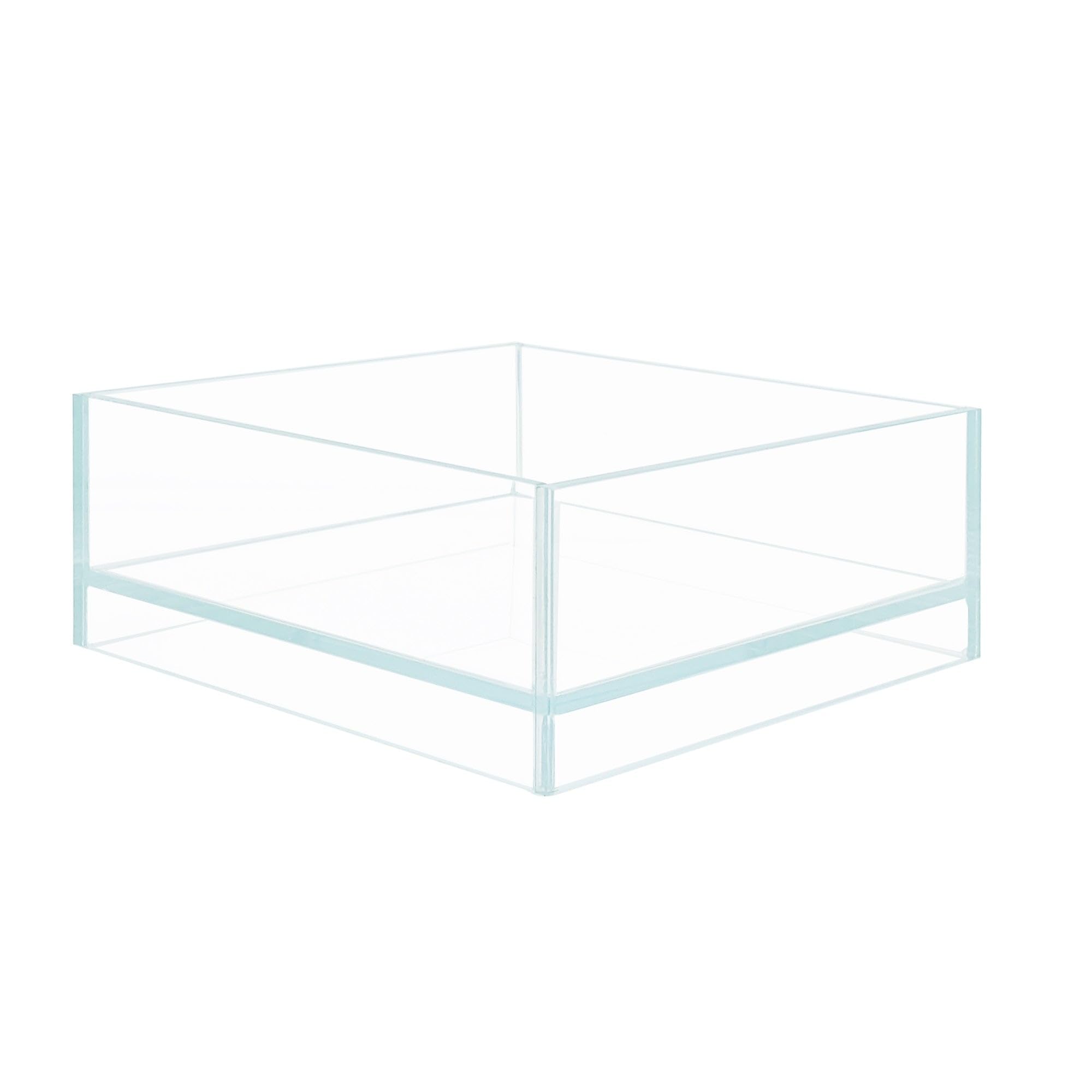 HIRO Aquatics Nano Tall Rimless Aquarium with Floating Air Style creates a serene desktop focal point.