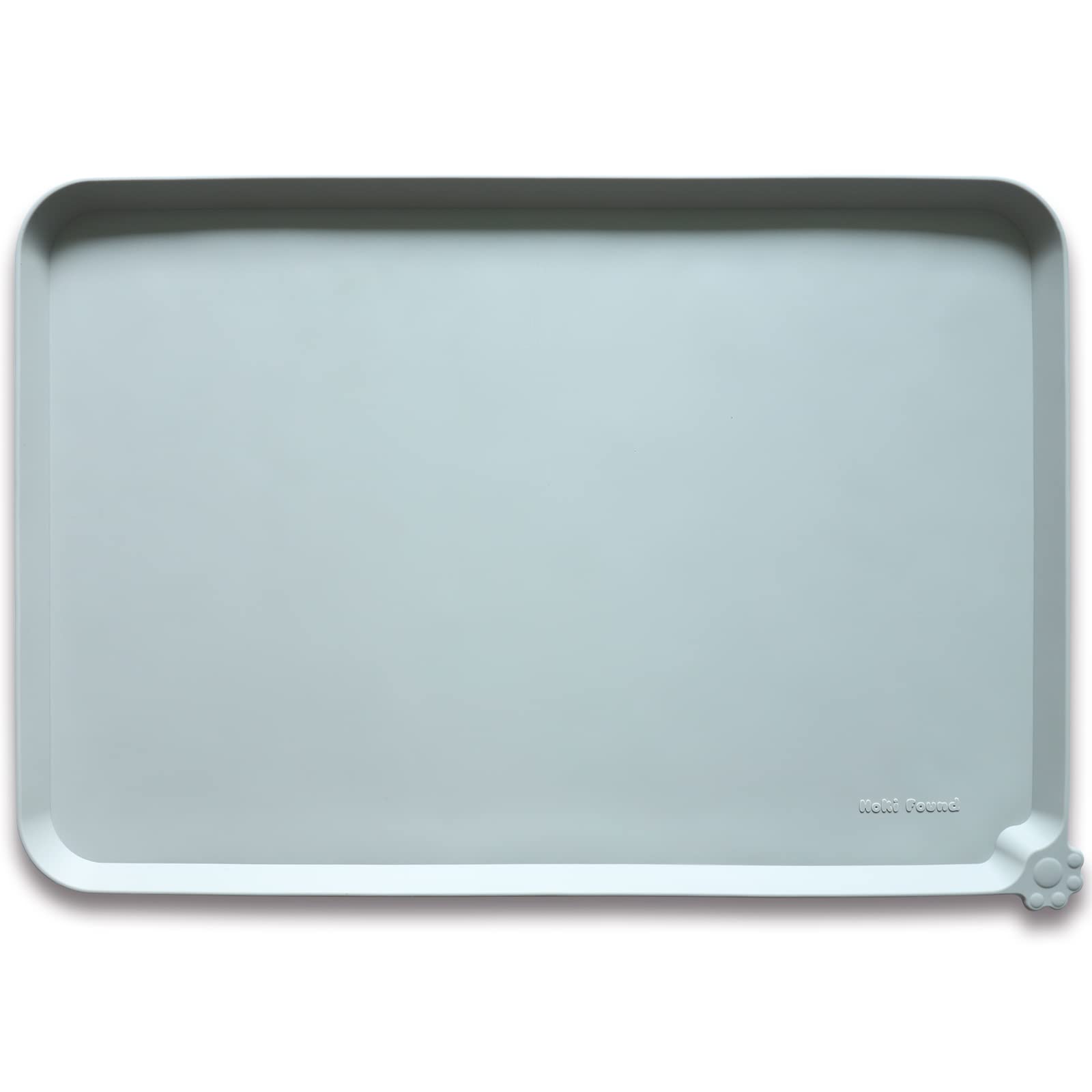 Hoki Found battleship-design XXL mat keeps meals tidy and contained.