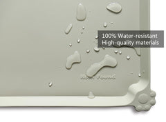 Hoki Found L dishwasher-safe easy-clean mat for quick post-meal cleanup.