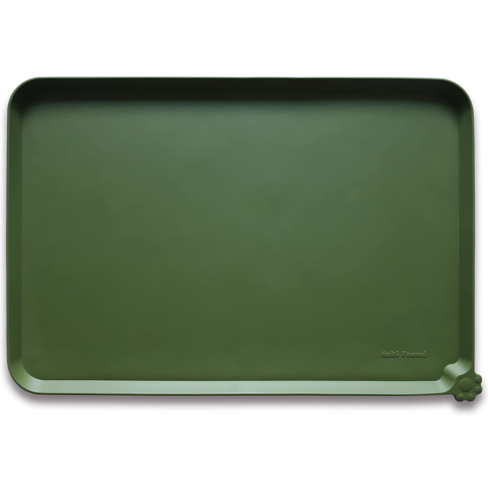 Hoki Found L silicone non-slip pet bowl mats on the floor prevent spills during meals.