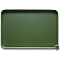 Hoki Found L silicone non-slip pet bowl mats on the floor prevent spills during meals.