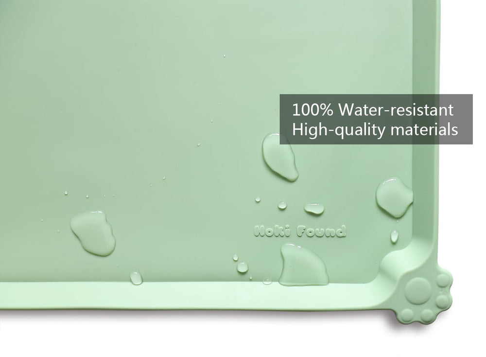 Hoki Found large silicone mat non-slip back resists shifting during feeding.