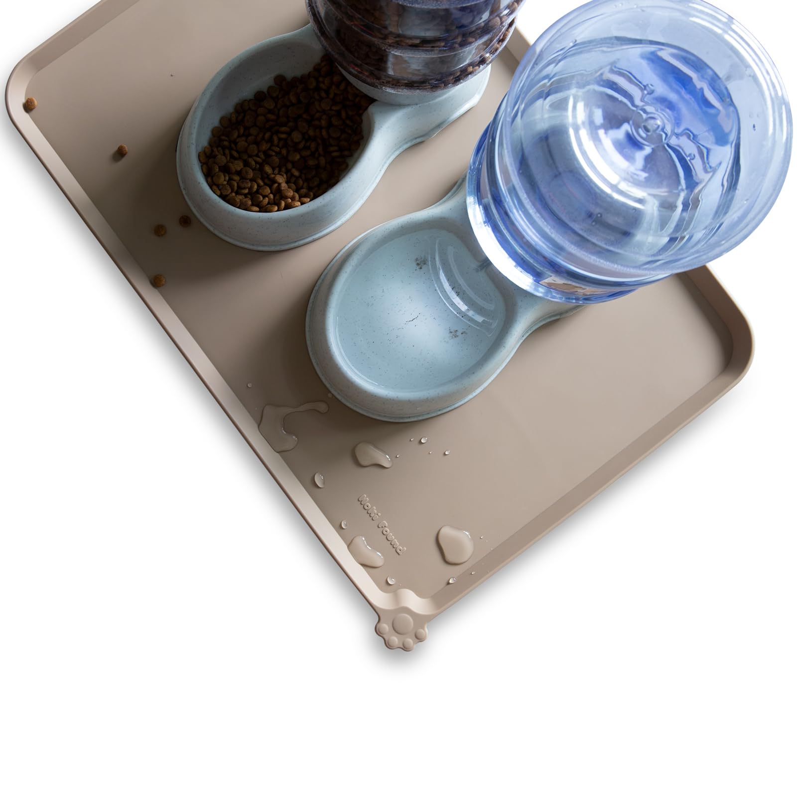 Hoki Found large silicone pet food mat travel-friendly for on-the-go pets.
