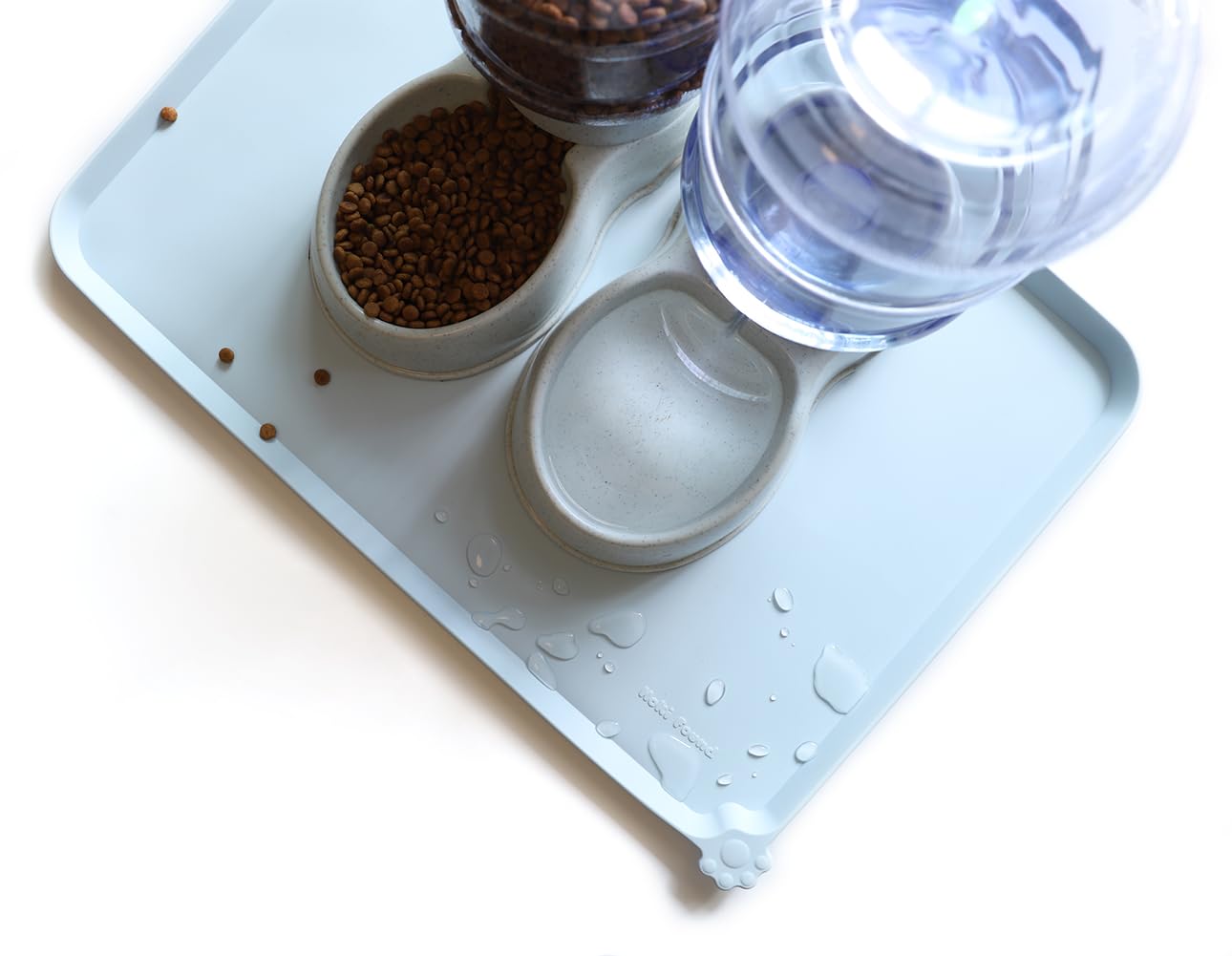 Hoki Found mat in use demonstrates anti-slip surface protecting floors.