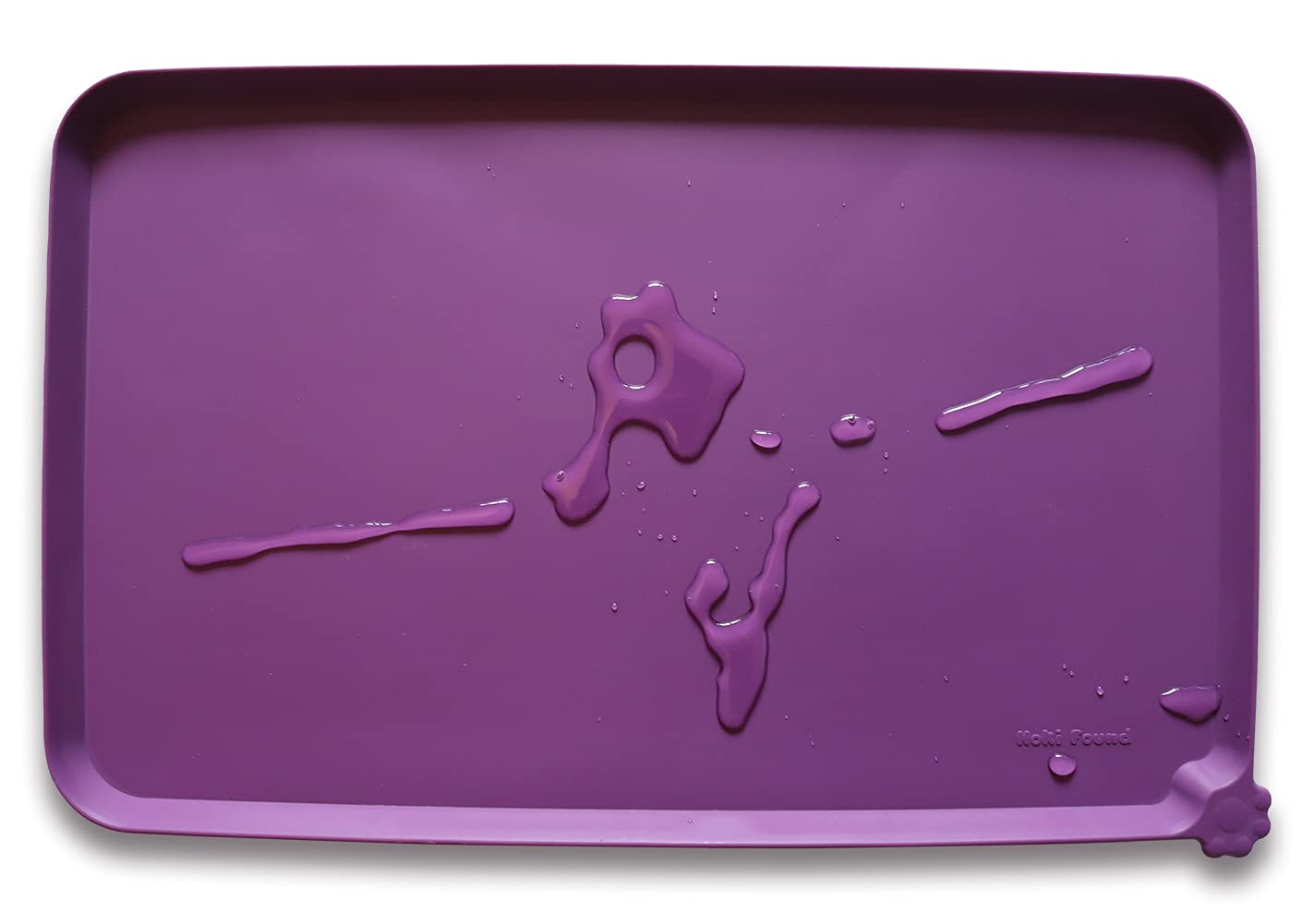 Hoki Found Eggplant feeding mat at angle highlights high lip spill protection