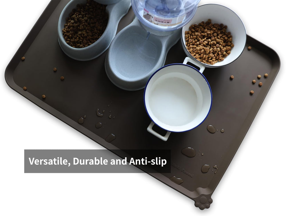 Hoki Found X-Large silicone mat on carpet showing floor protection during meals