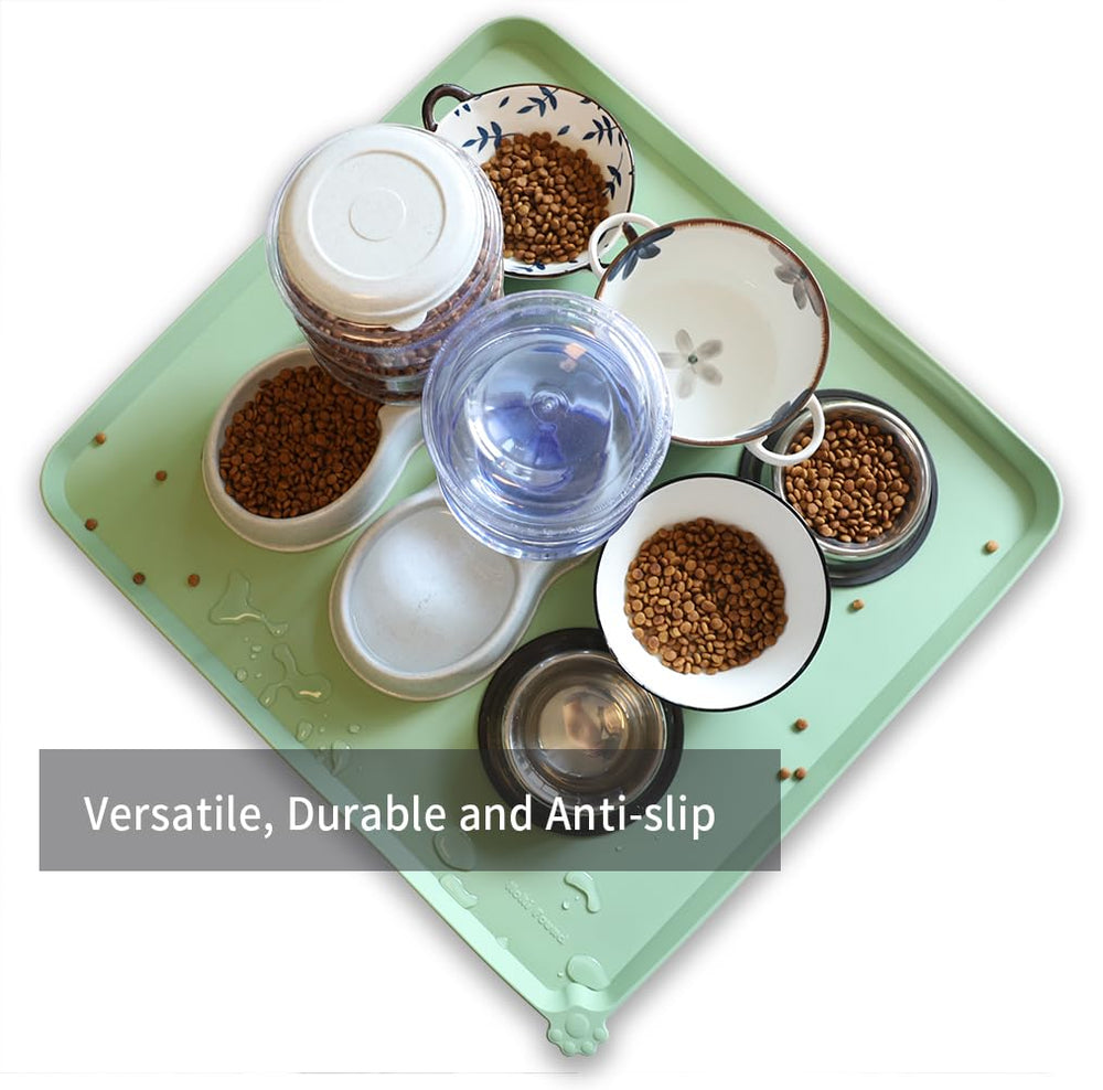 Hoki Found jade color silicone mat provides a stylish, easy-clean feeding space.