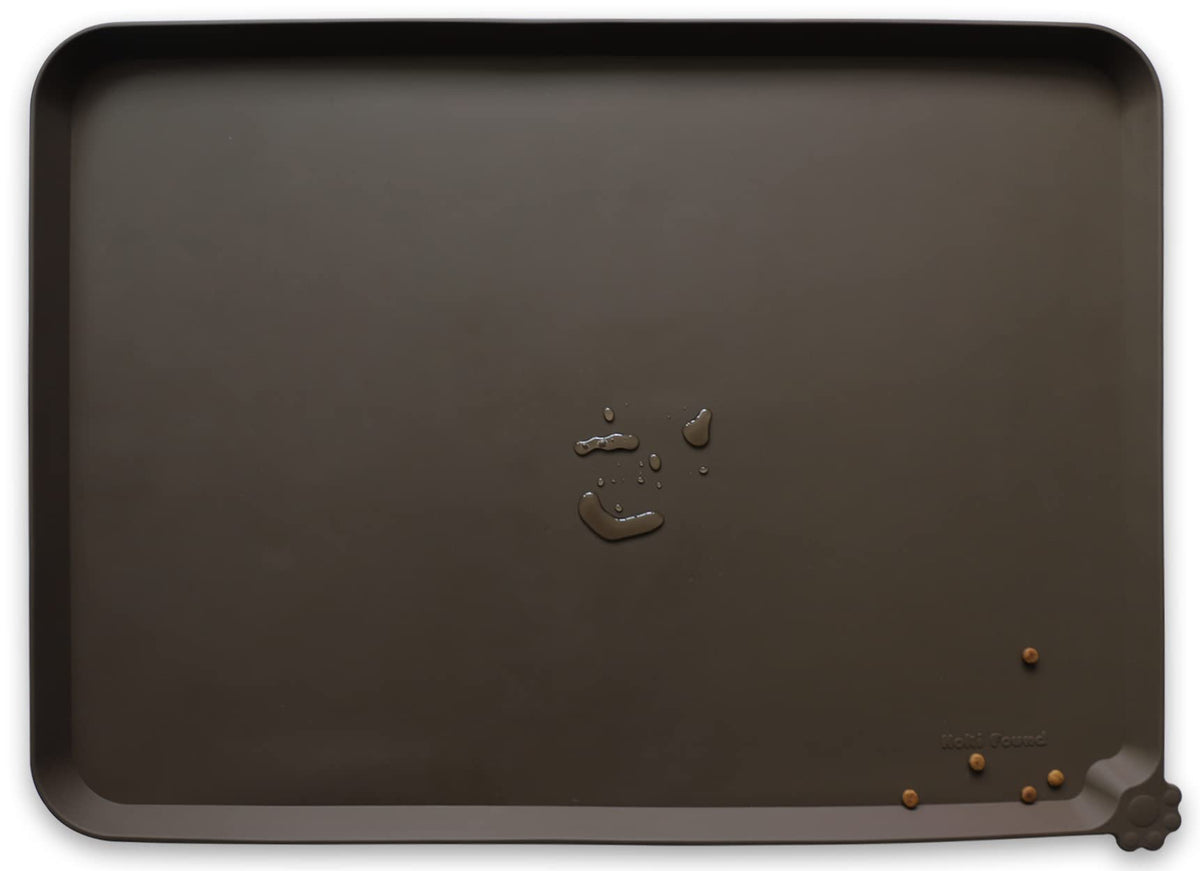 Hoki Found XX-Large silicone mat with non-slip surface for secure feeding.