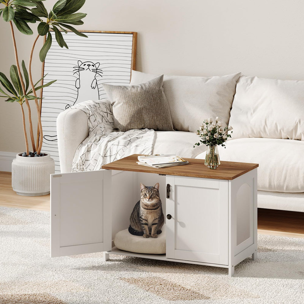 HOOBRO enclosure interior with divider showing organized space for litter box separation.