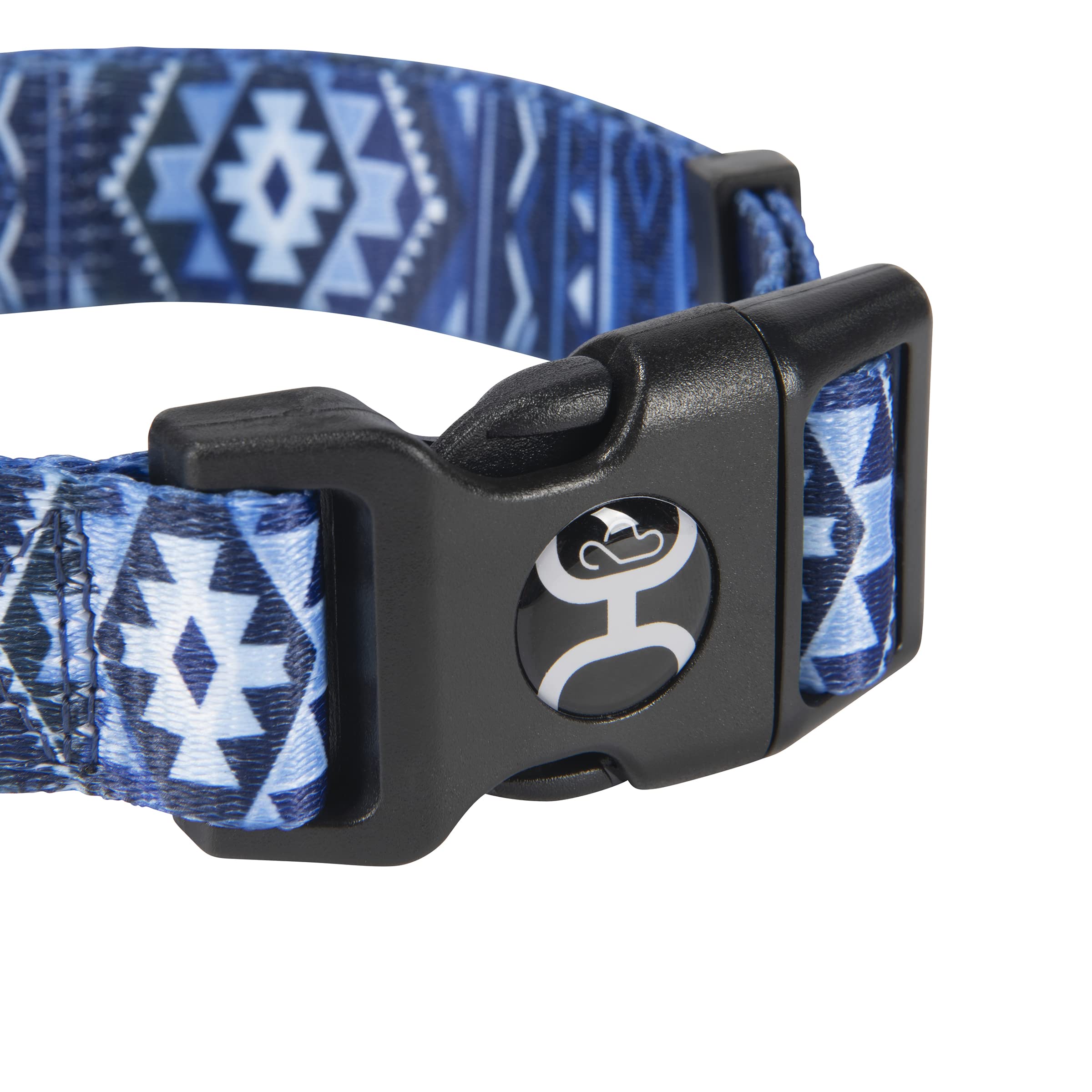 HOOEY Nomad adjustable collar adapts to growing dogs and comfortable fits