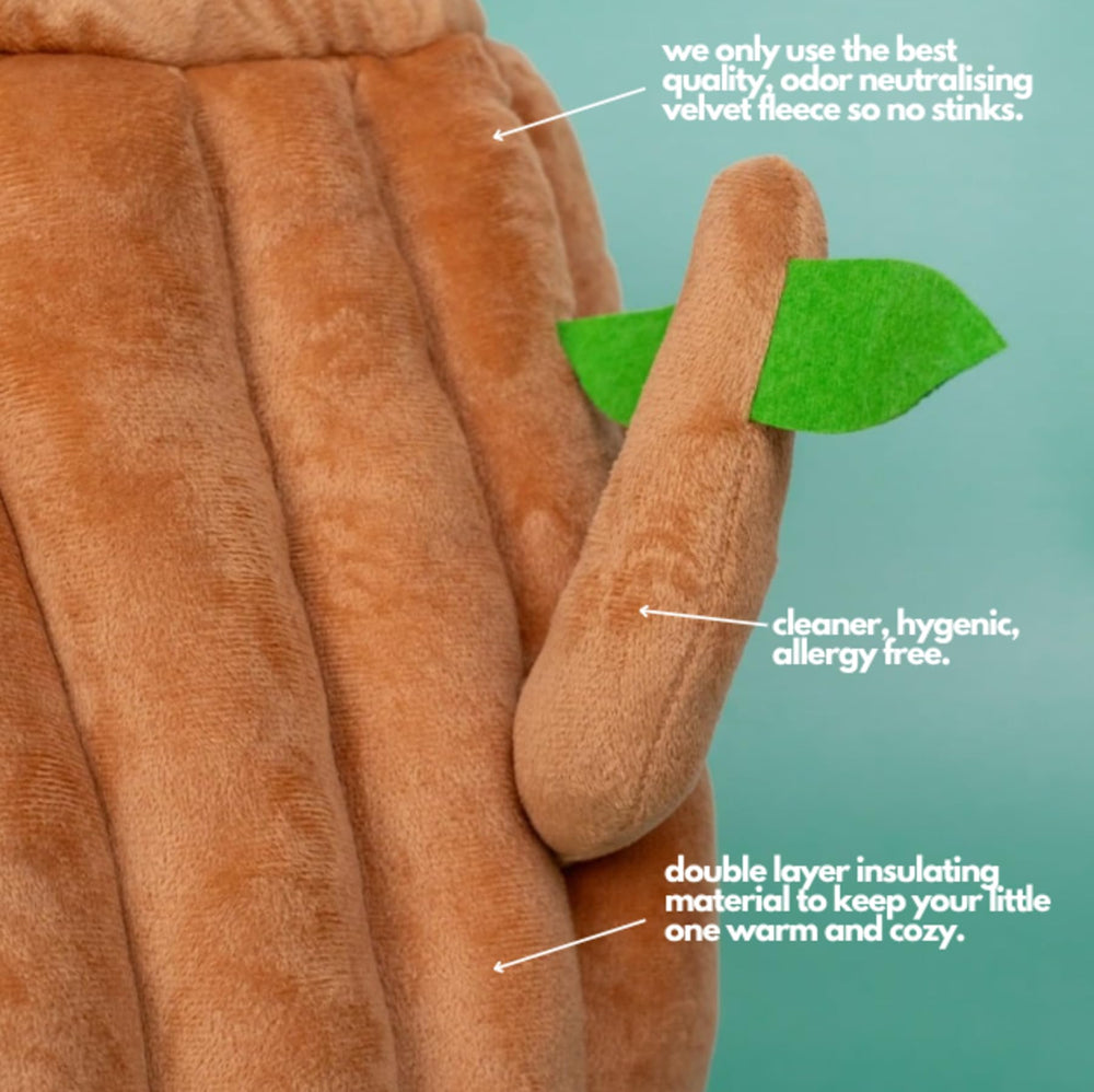 Hopp'd free pillow included for extra pet comfort.