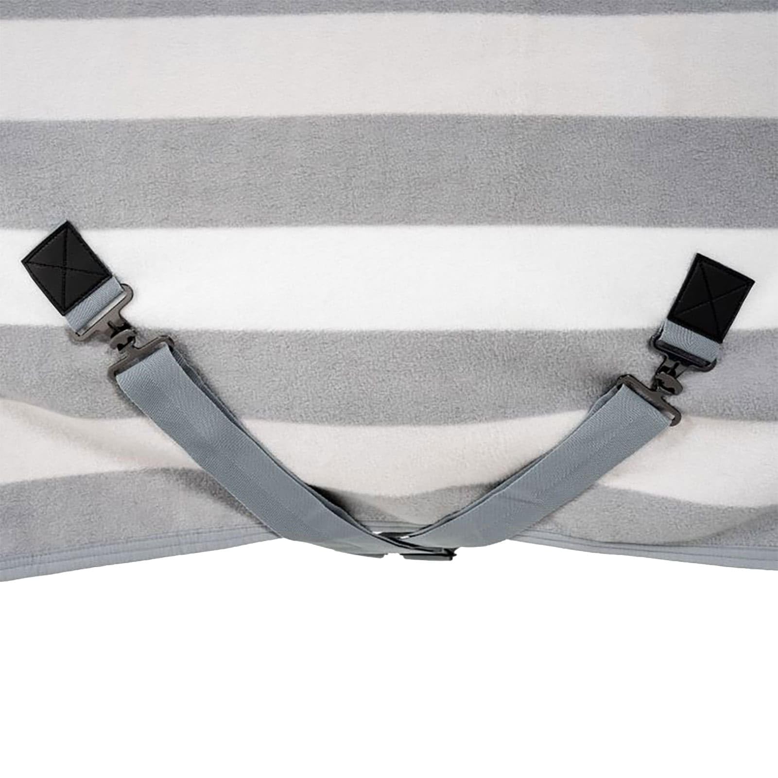 Horseware Newmarket Fleece Cooler tail-strap detail highlights adjustable stability during travel.