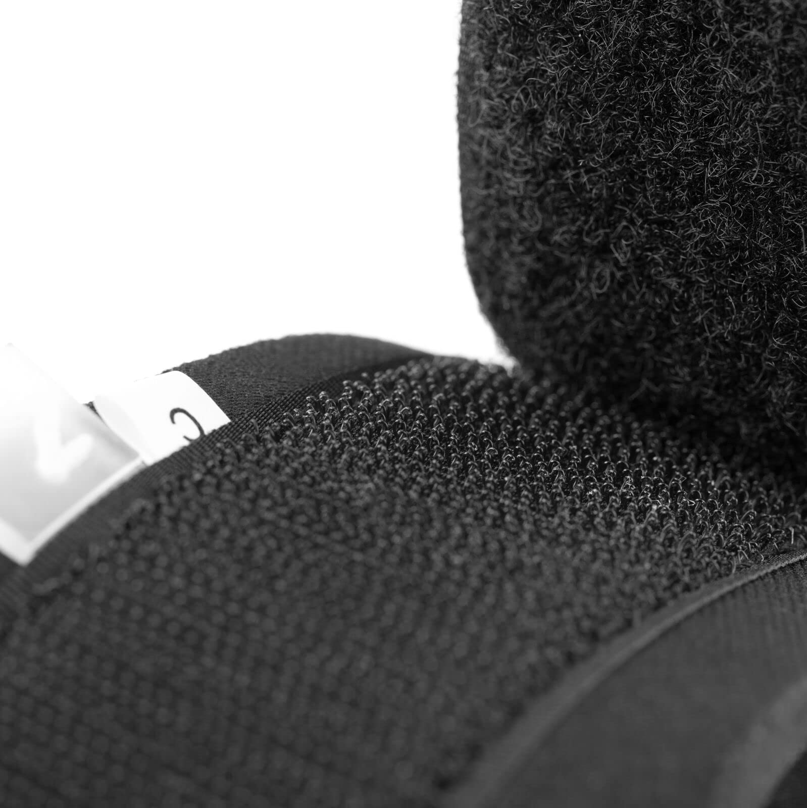 HORZE Chicago Fetlock Rear Boots in-ring scenario highlights protection