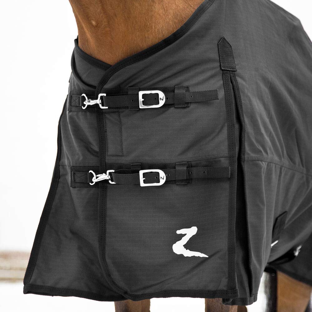 HORZE Nevada turnout blanket wind protection with tail flap during turnout