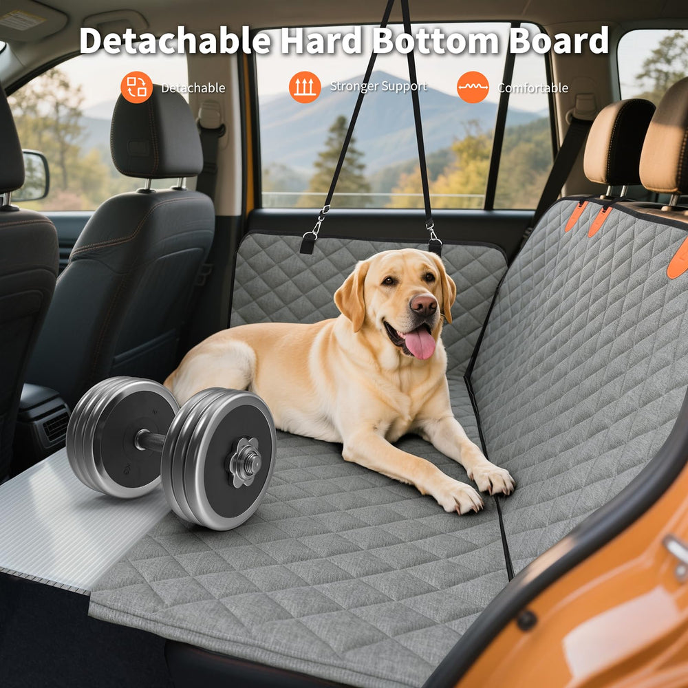 HOTEAGLE storage pockets hold toys, treats, leashes during trips.