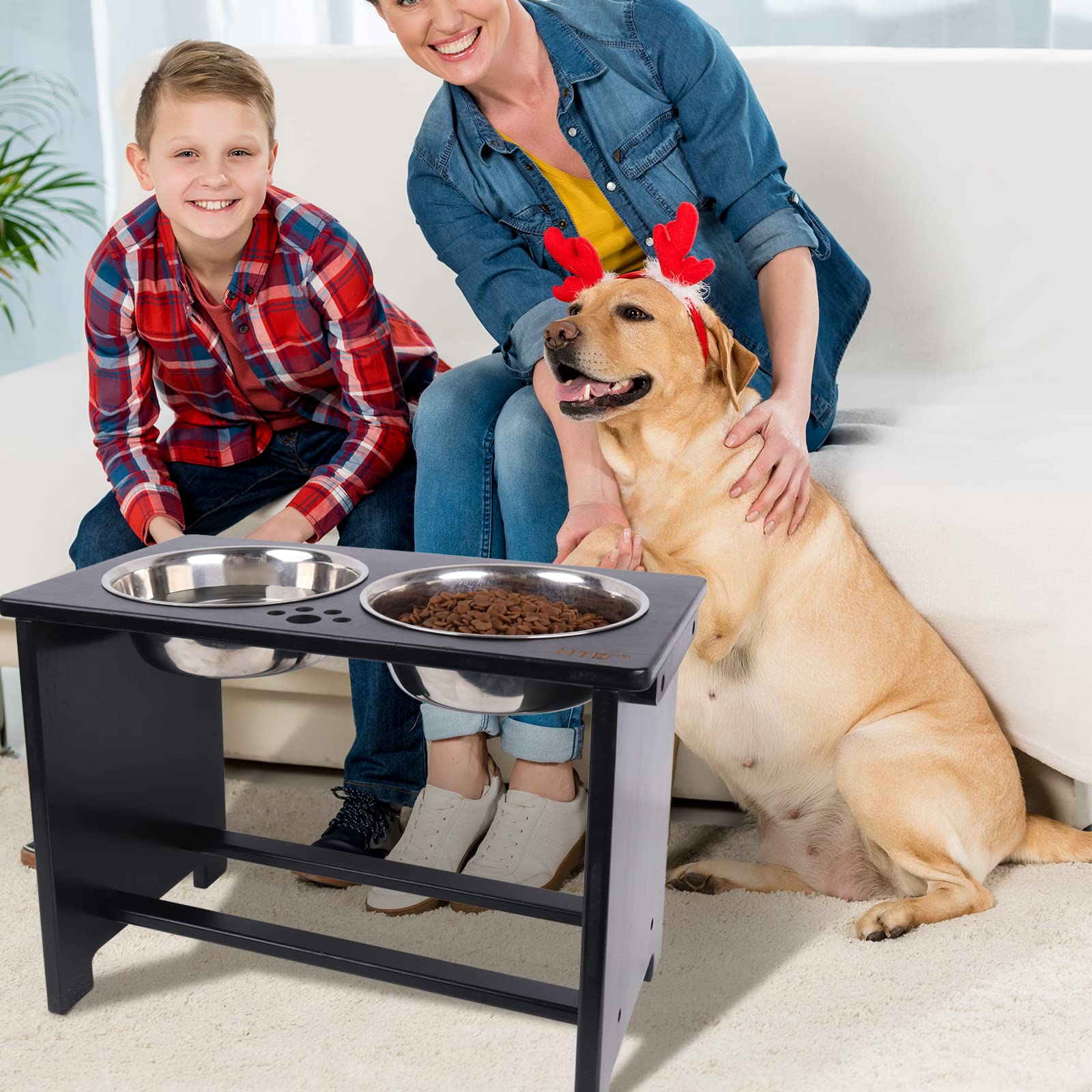 HTB elevated dog bowls stand dishwasher-safe bowls for effortless cleaning.