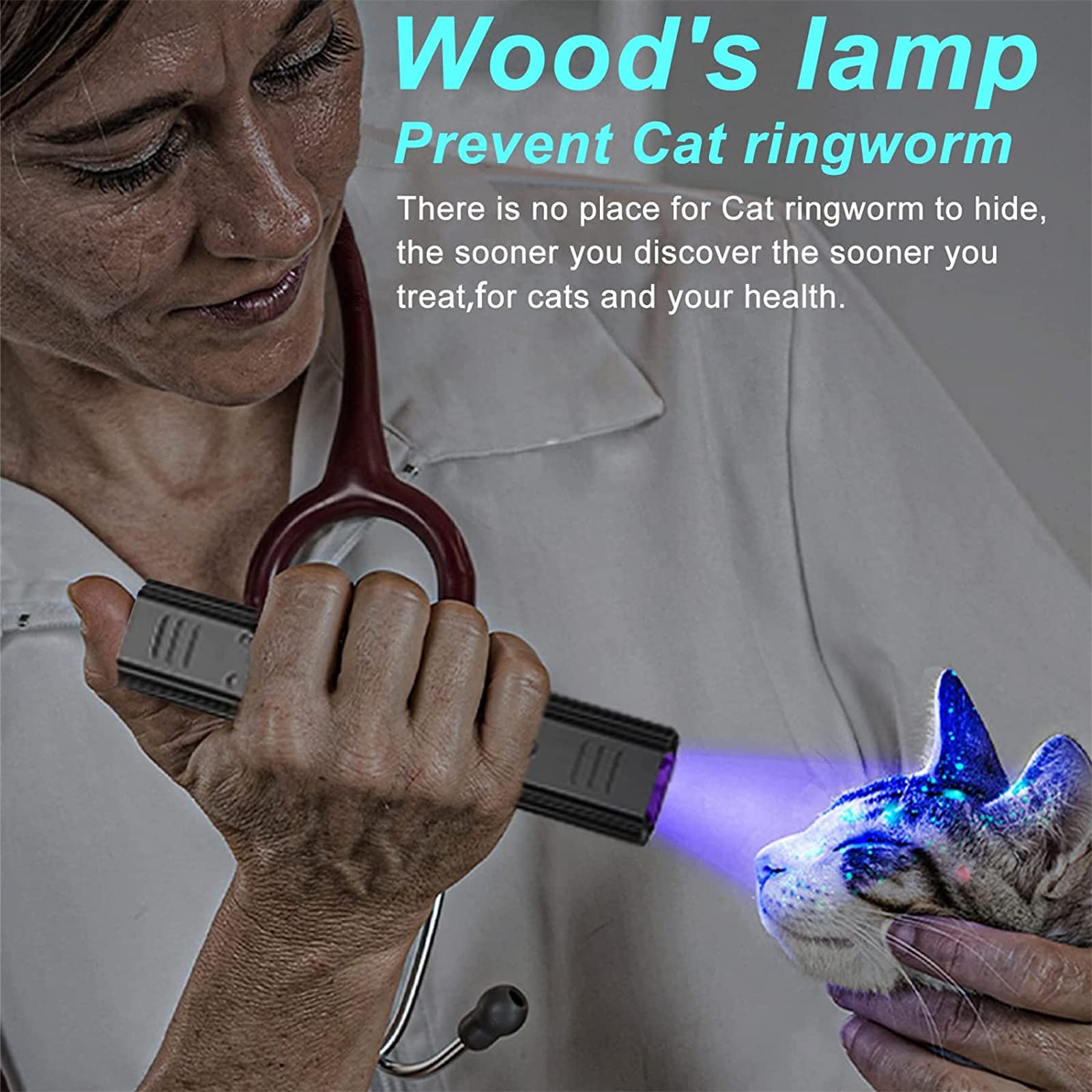 HUHKOUAE Wood's Lamp usage angle demonstrates simple switch-on operation.