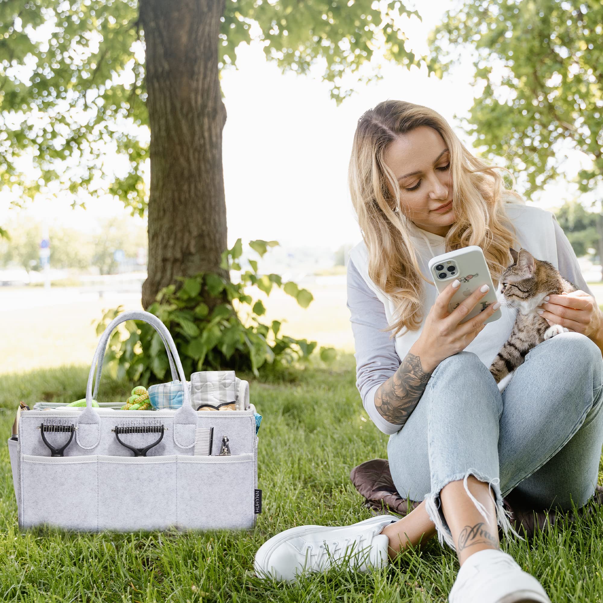 HUHYNN Pet Grooming Tote is a must-have organizer for dog and cat care.