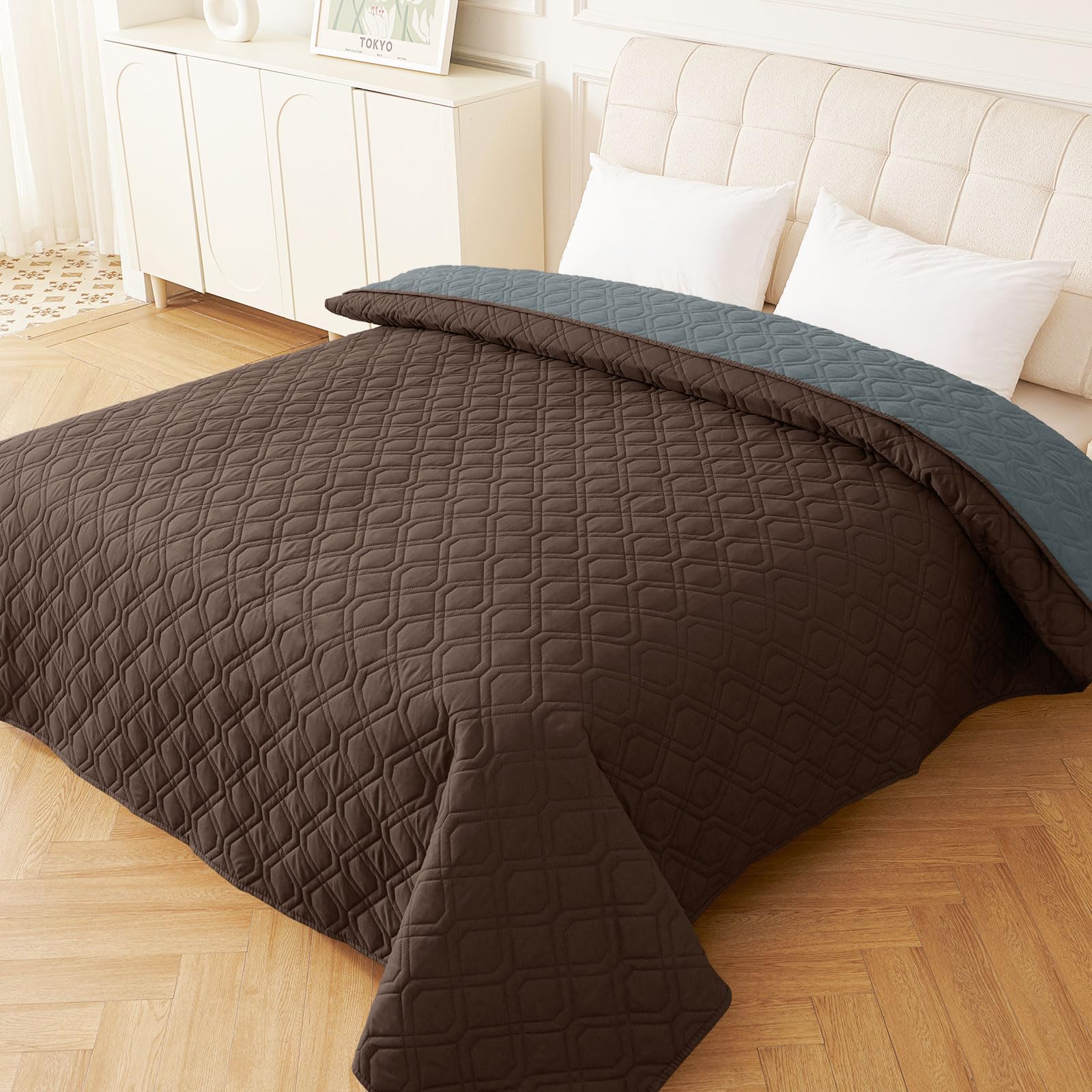 hyha 52x82 inch blanket offers ample sofa coverage