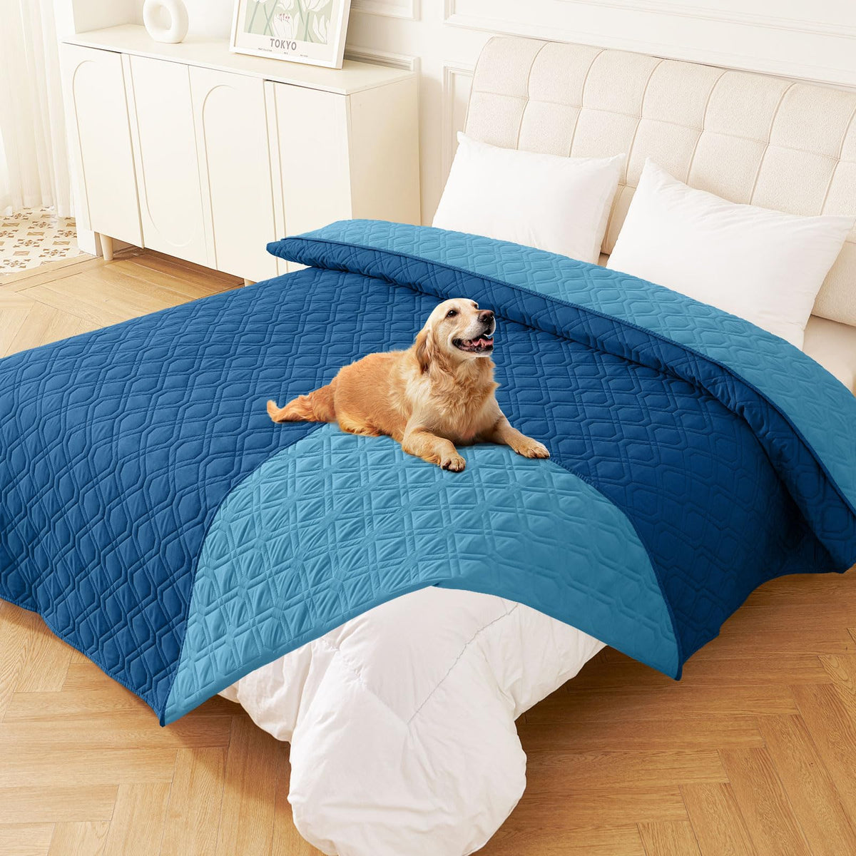Hyha waterproof dog bed blanket in navy blue demonstrating triple protection for spills.