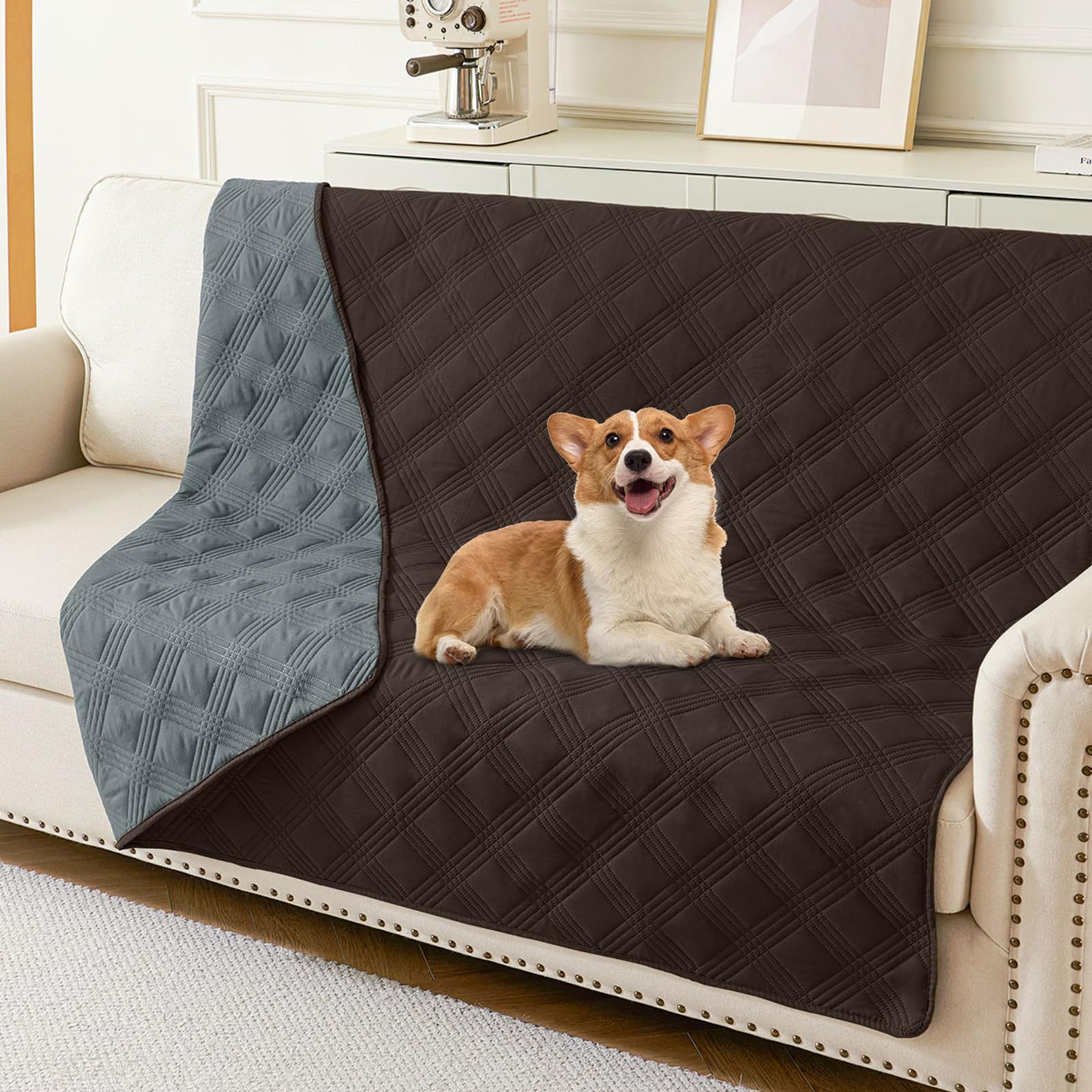 hyha waterproof dog blanket closeup highlights microfiber feel and waterproof layer for protection