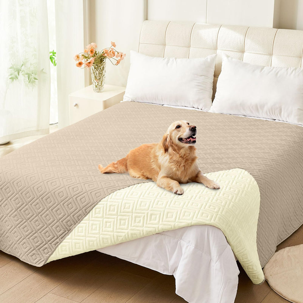 Hyha waterproof dog blanket fabric closeup showing plush texture and triple protection