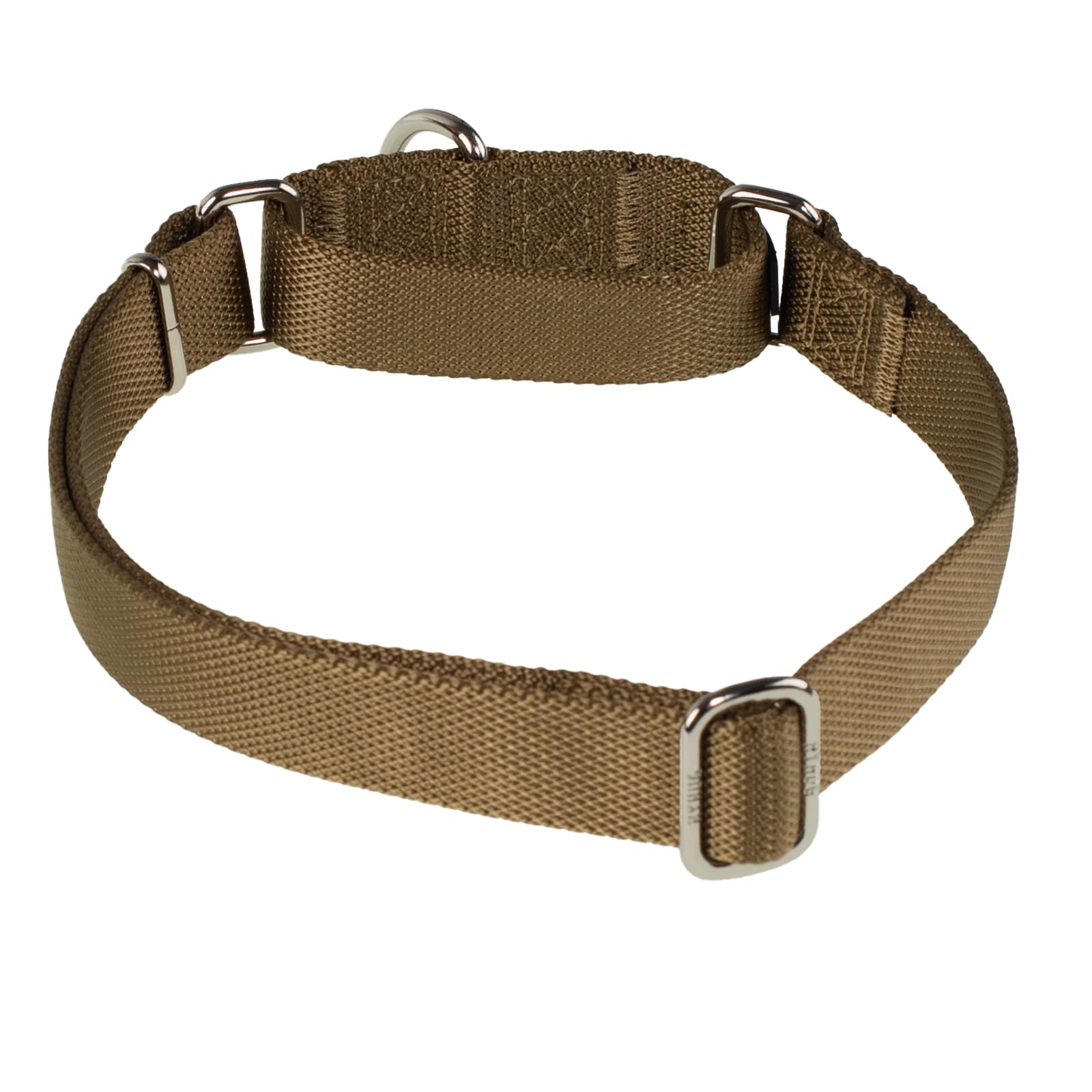 Hyhug collar worn during a walk showcases comfort and anti-escape design.