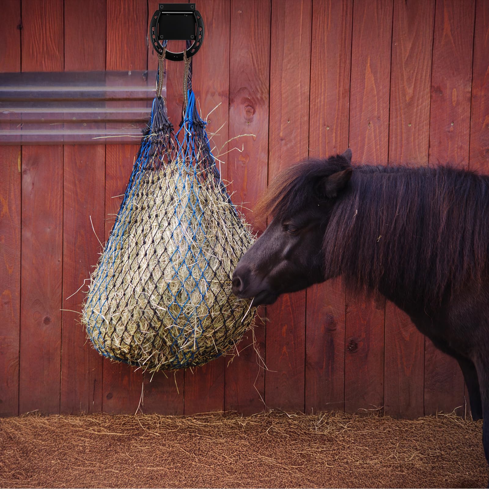 IANFAN stable accessory supports hanging buckets and hay nets for easy barn chores.