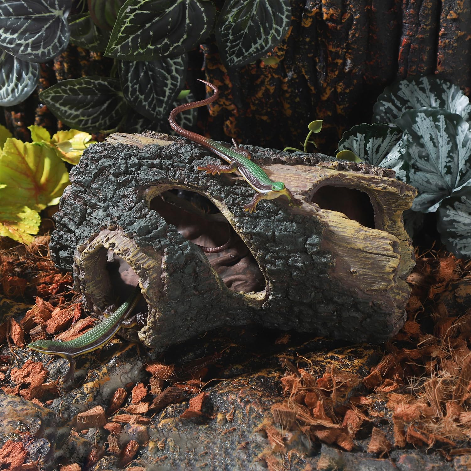 IBWell non-toxic resin decor safe for fish and reptiles.
