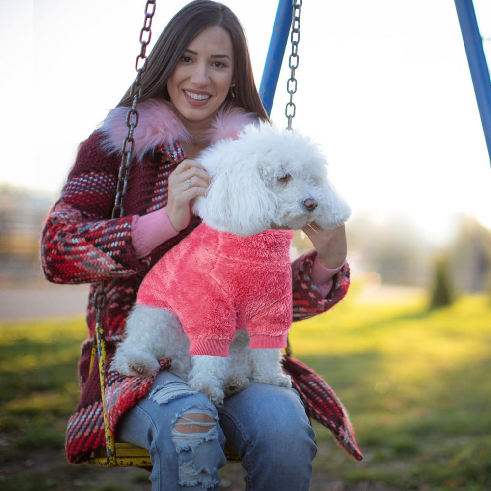 Idepet Velvet Dog Pajamas belly opening enables easy potty breaks.