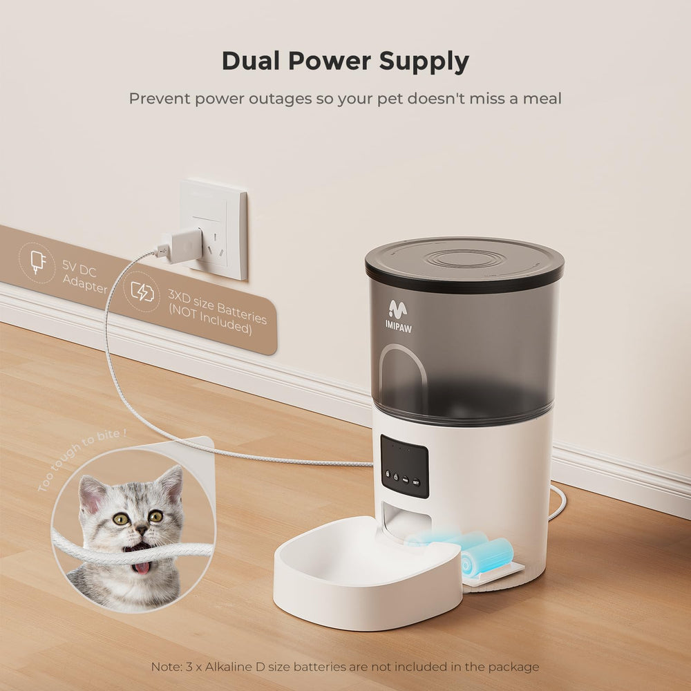 IMIPAW sealed-bin with locking lid prevents spills and curious pets from accessing food