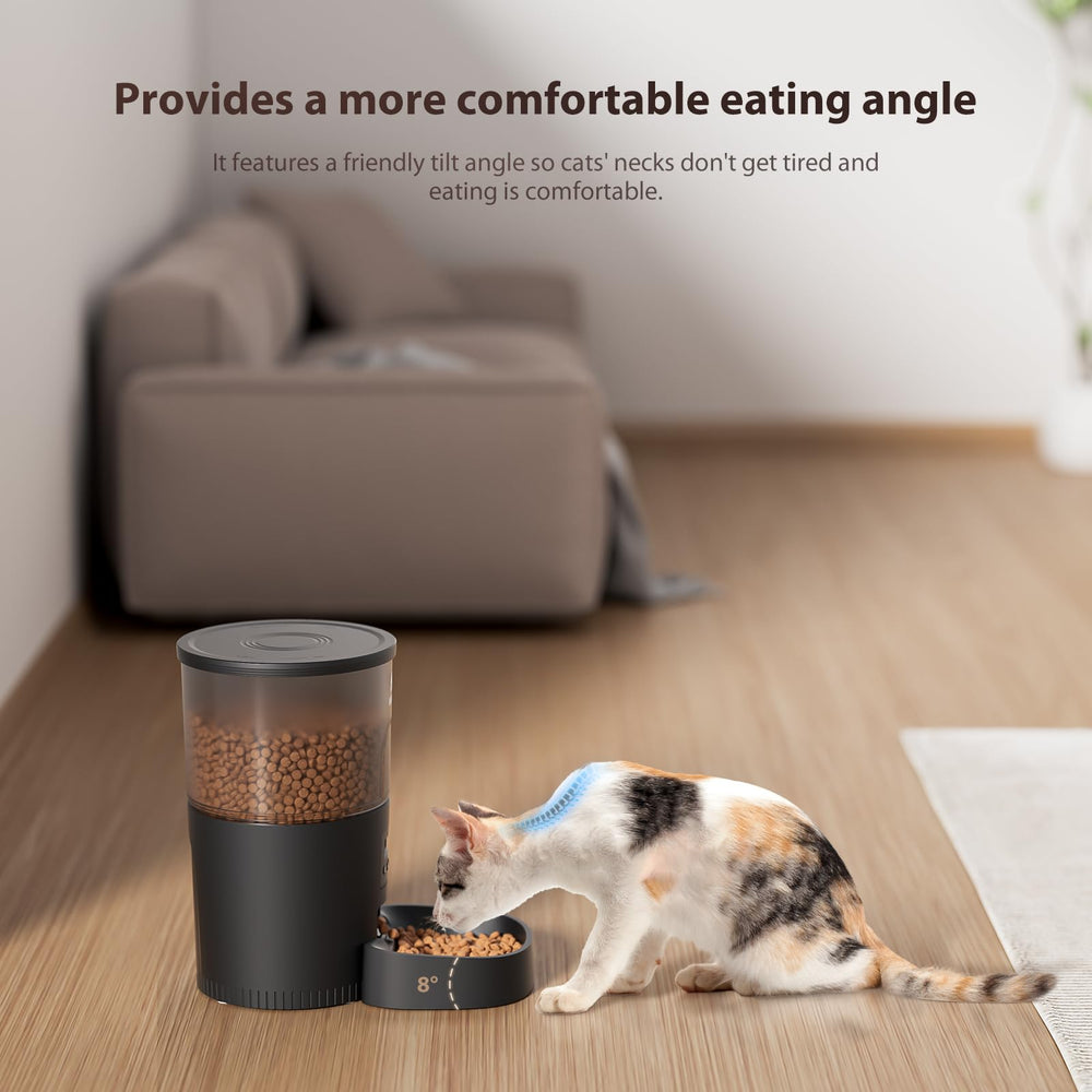 IMIPAW desiccant bag maintains dry, fresh kibble inside storage.