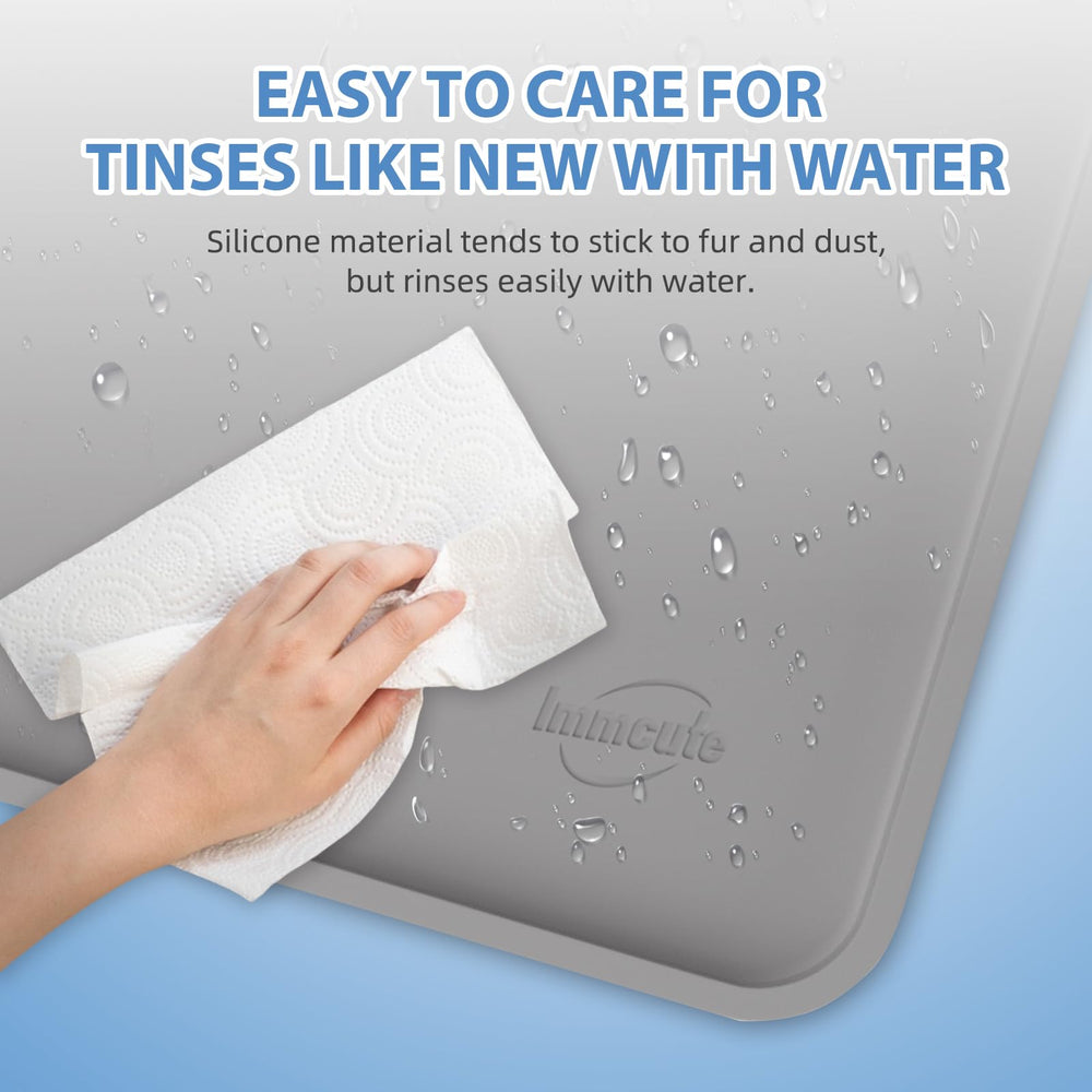 IMMCUTE pee pad holder non-slip base for secure placement