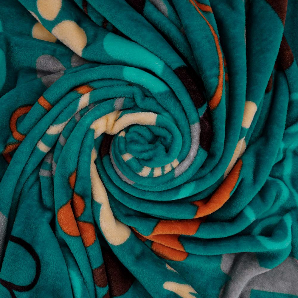 Infinity Republic Puppy Paws blanket holiday gift pack with vibrant patterns and plush comfort
