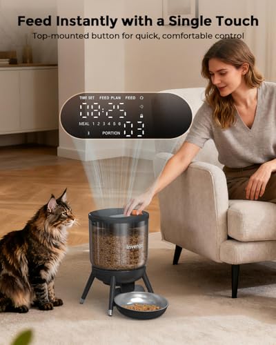 Invengo automatic cat feeder 3L hopper lets you see food levels at a glance.