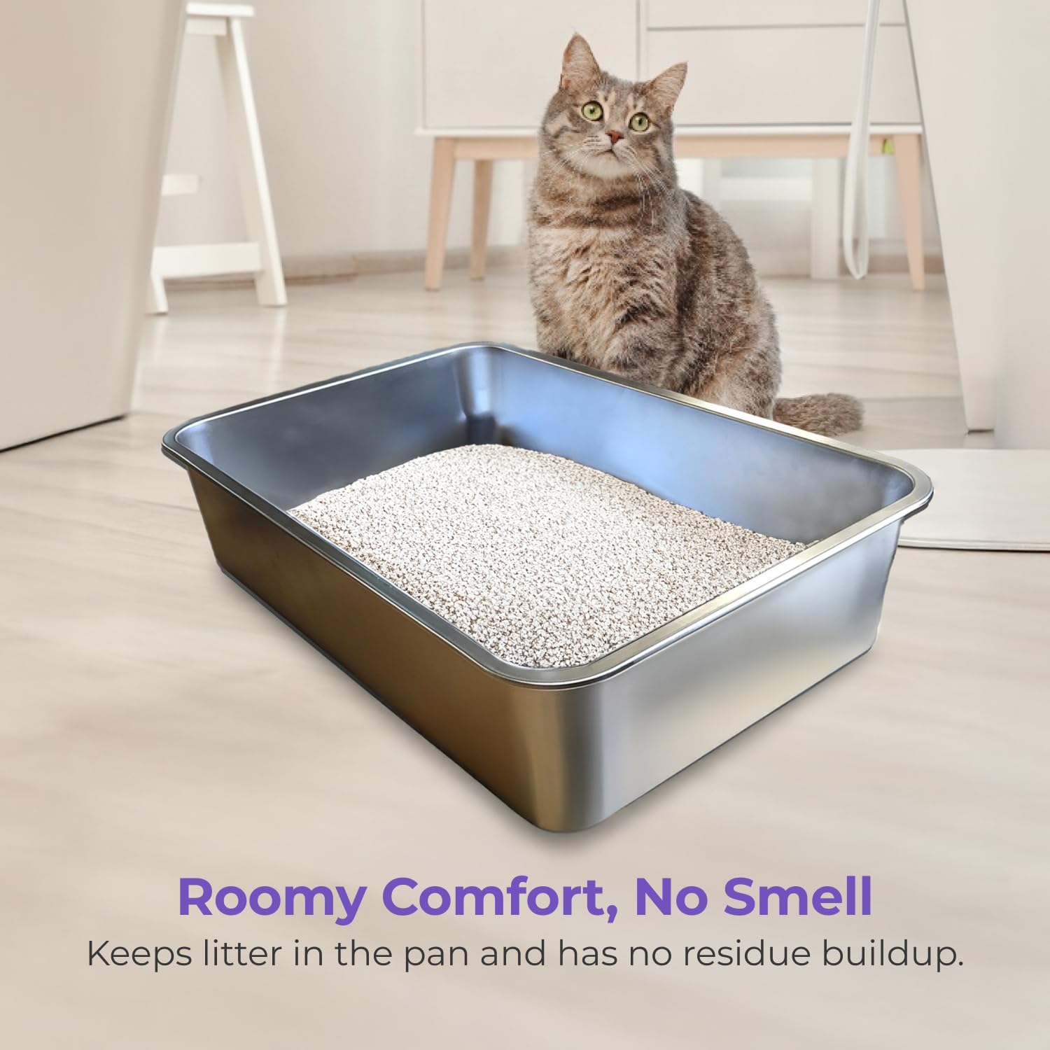 iPrimio spacious XL design supporting big cats with reduced litter scatter